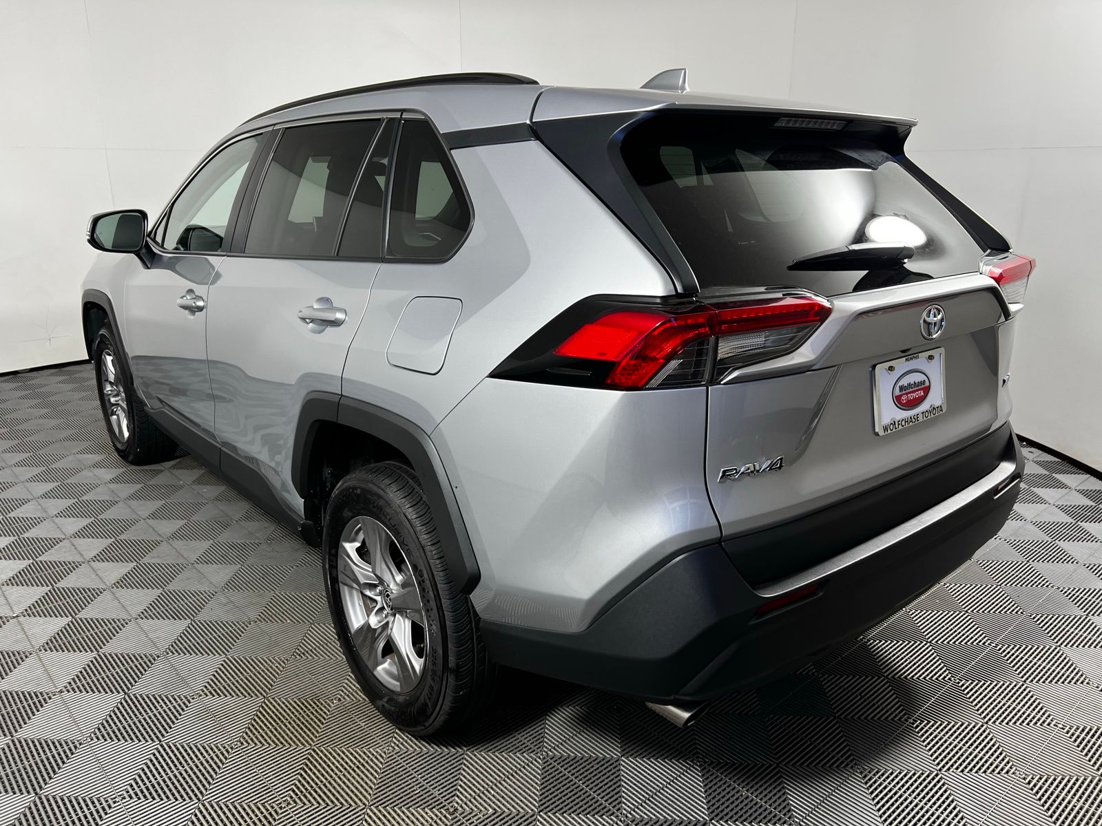 Thumbnail: 2024 Toyota RAV4 - 7