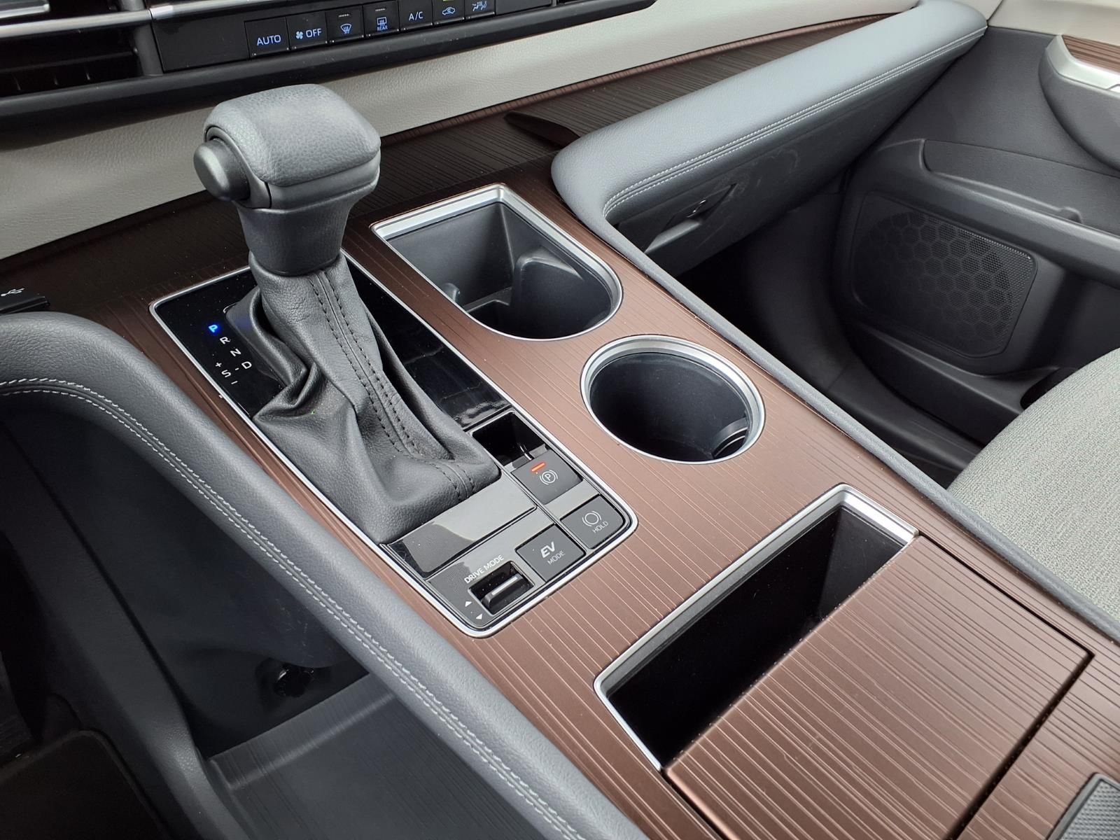 2023 Toyota Sienna LE Gray at Westside Lexus