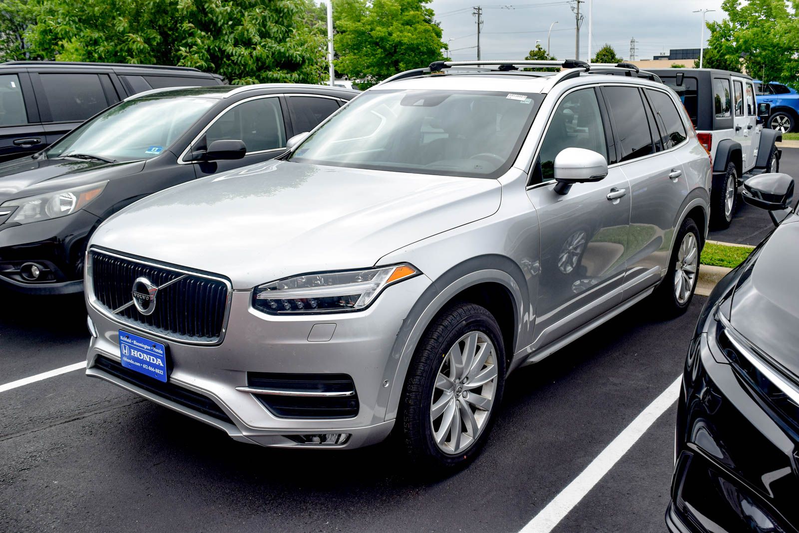 Bright Silver Metallic 2018 Volvo XC90 SUV / Crossover All-Wheel Drive Automatic