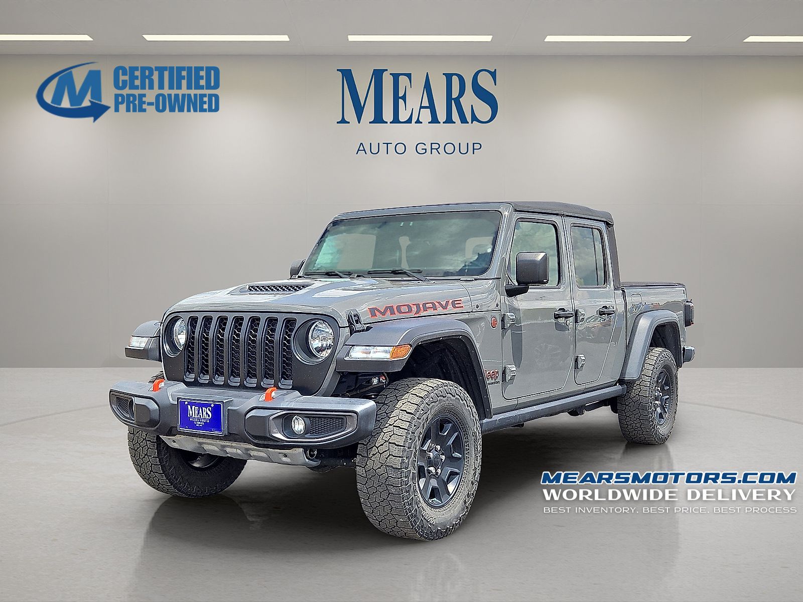 Sting-Gray Clearcoat 2021 Jeep Gladiator Pickup Truck Four-Wheel Drive 6-Speed Manual