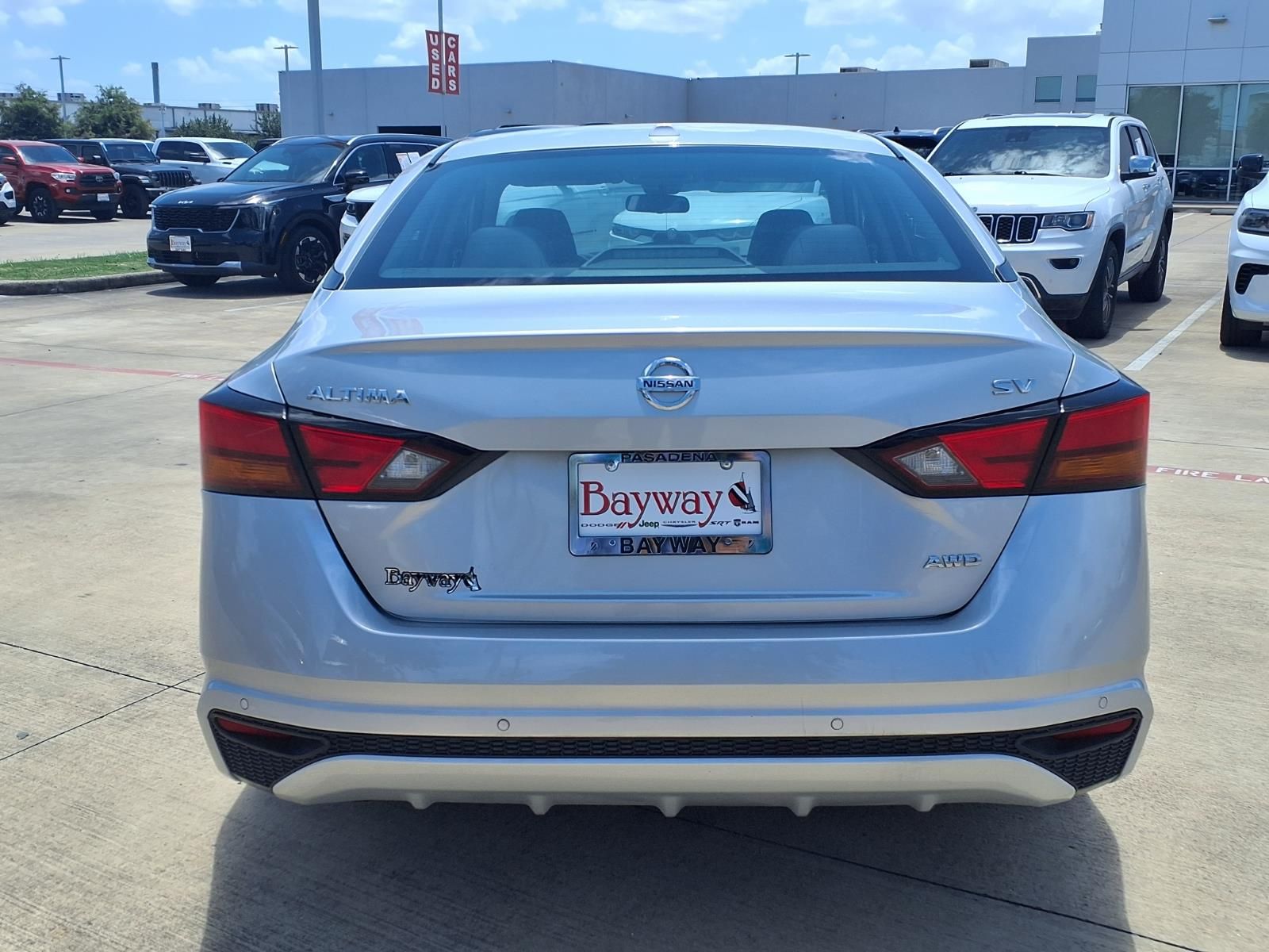 2022 Nissan Altima 2.5 SV Silver at Bravo Nissan