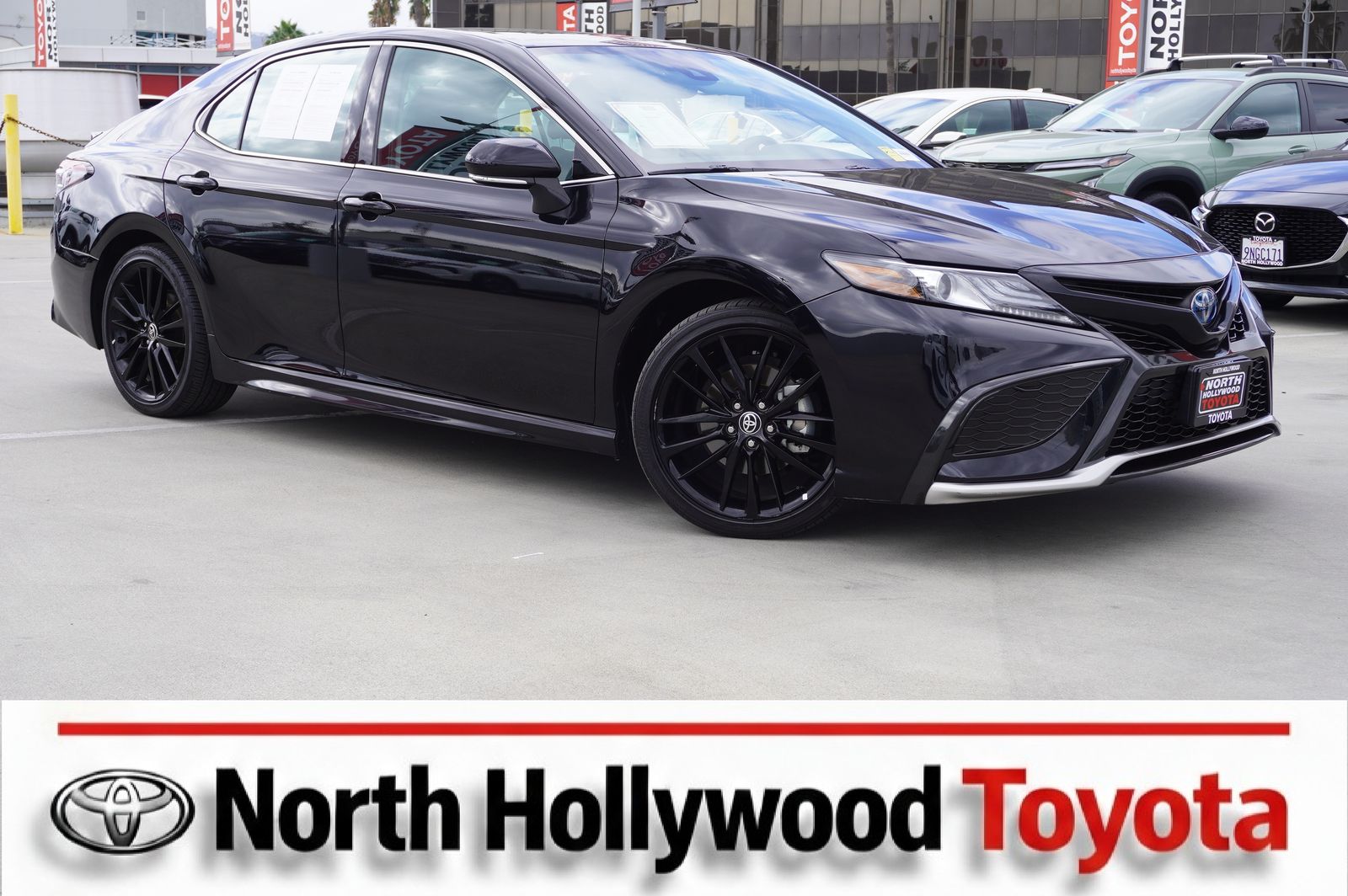 2024 Toyota Camry Hybrid XSE FWD