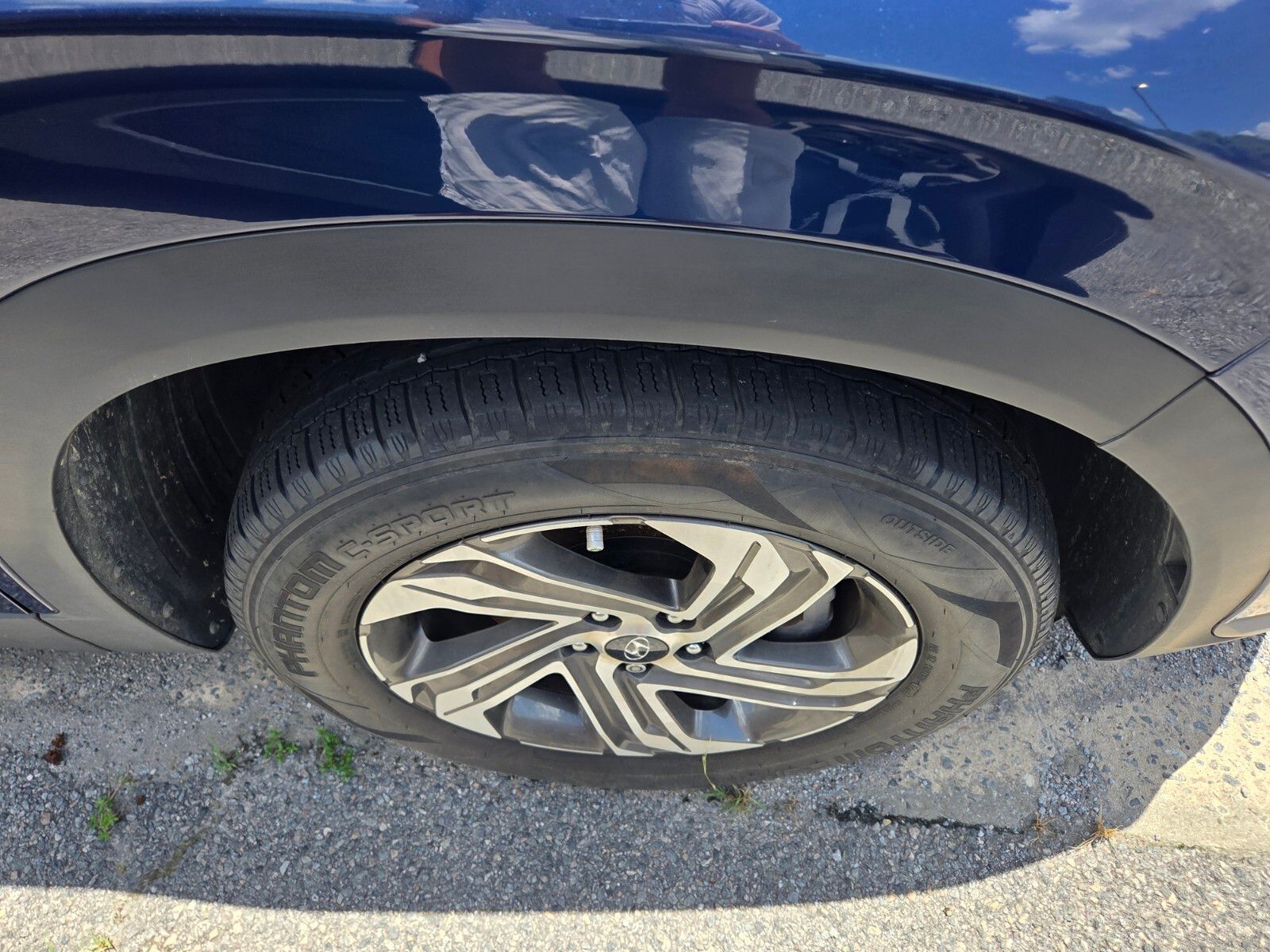 Used 2023 Blue Hyundai SEL image 10