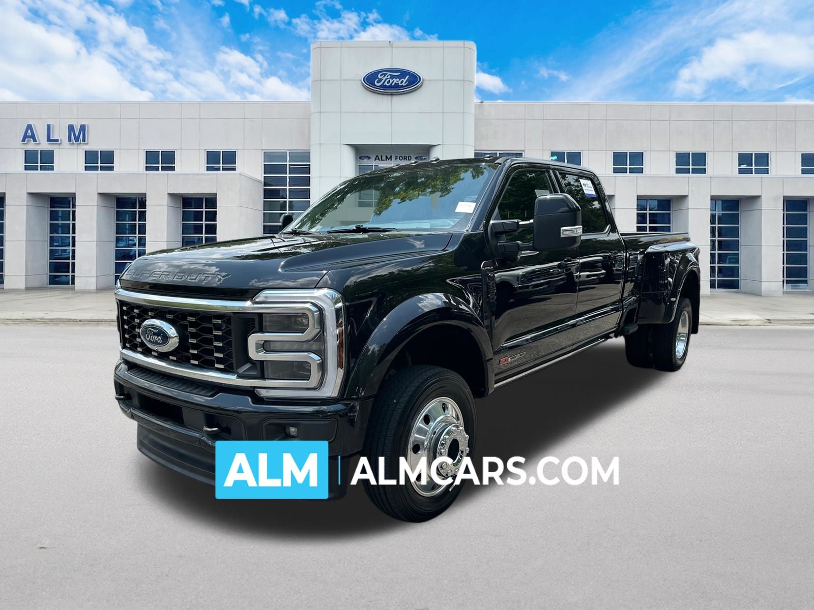 Agate Black Metallic 2025 Ford F-450 Super Duty Pickup Truck Four-Wheel Drive Automatic