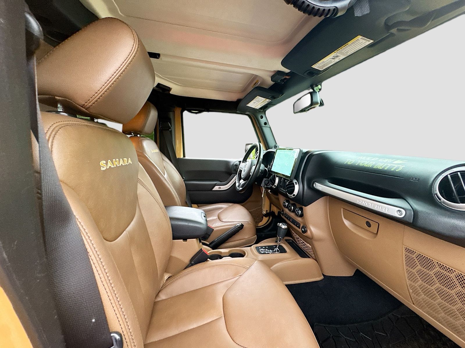 Used 2013 Beige Jeep Unlimited Sahara image 30