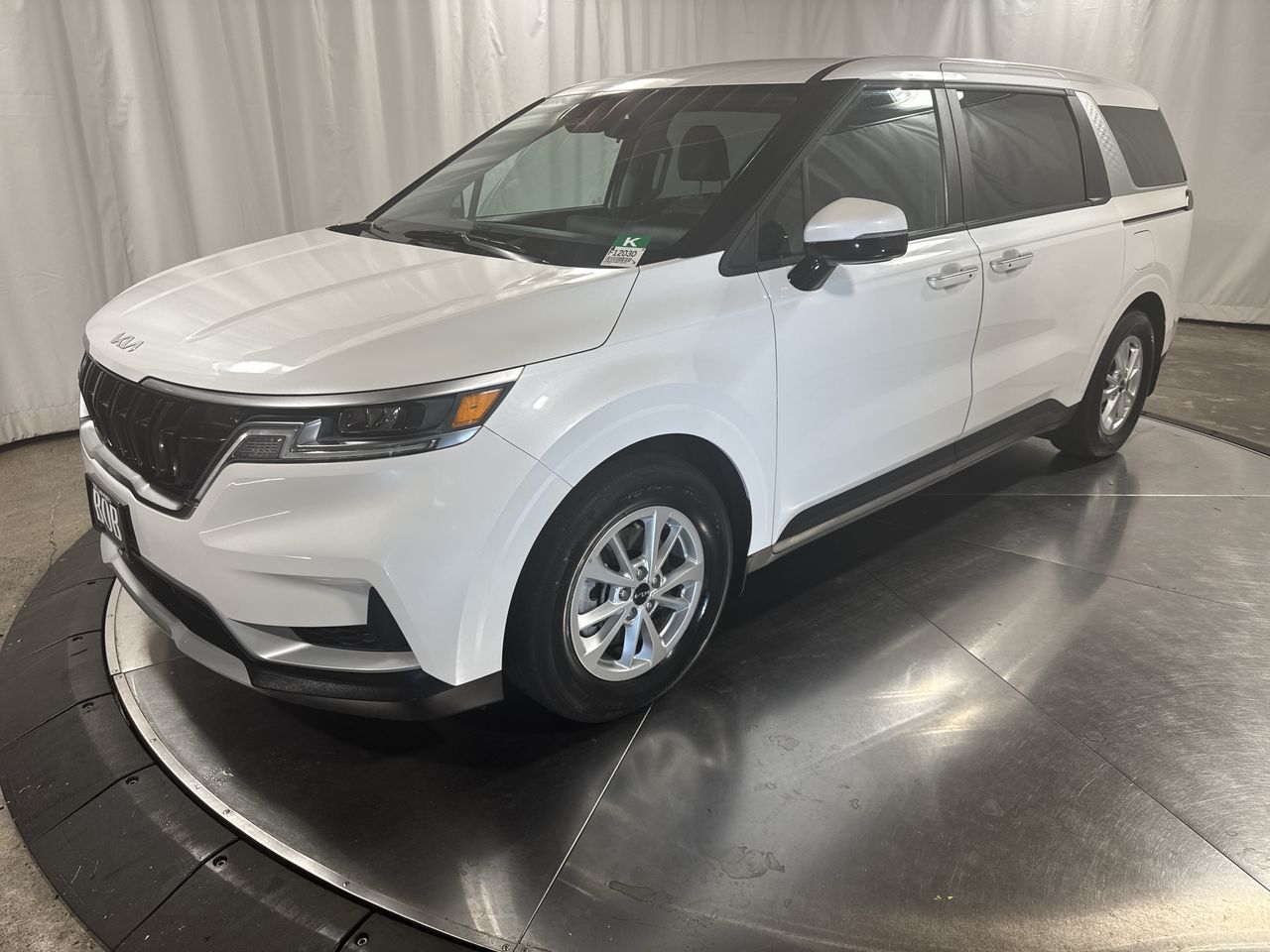 2022 Kia Carnival LXS