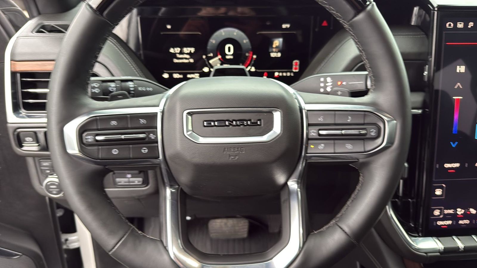 Used Car 2025 Gmc Yukon  Denali For Sale Under $80,000 In Austin, Texas