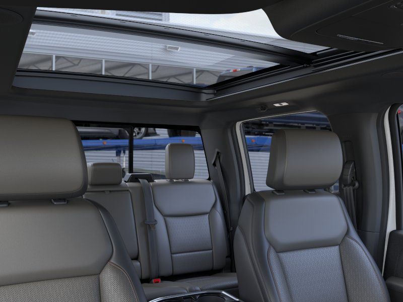 New 2026 Star White Metallic Tri-Coat Ford Lariat image 22