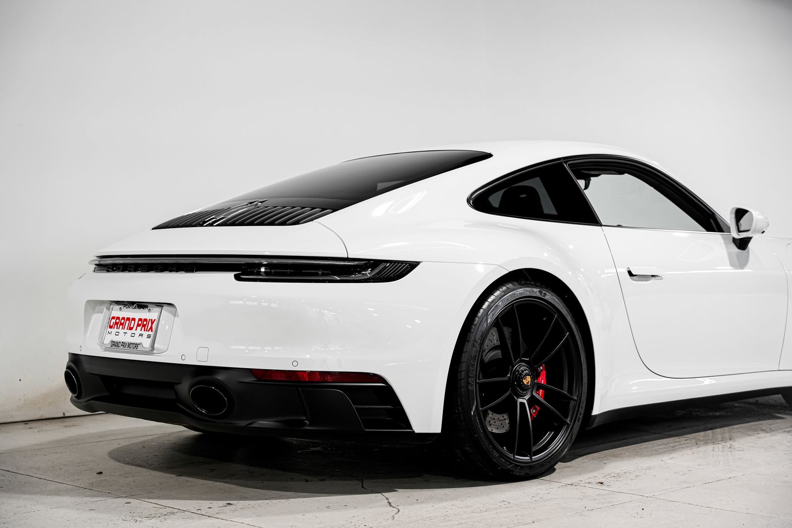 2022 Porsche 911 Carrera GTS — photo 37