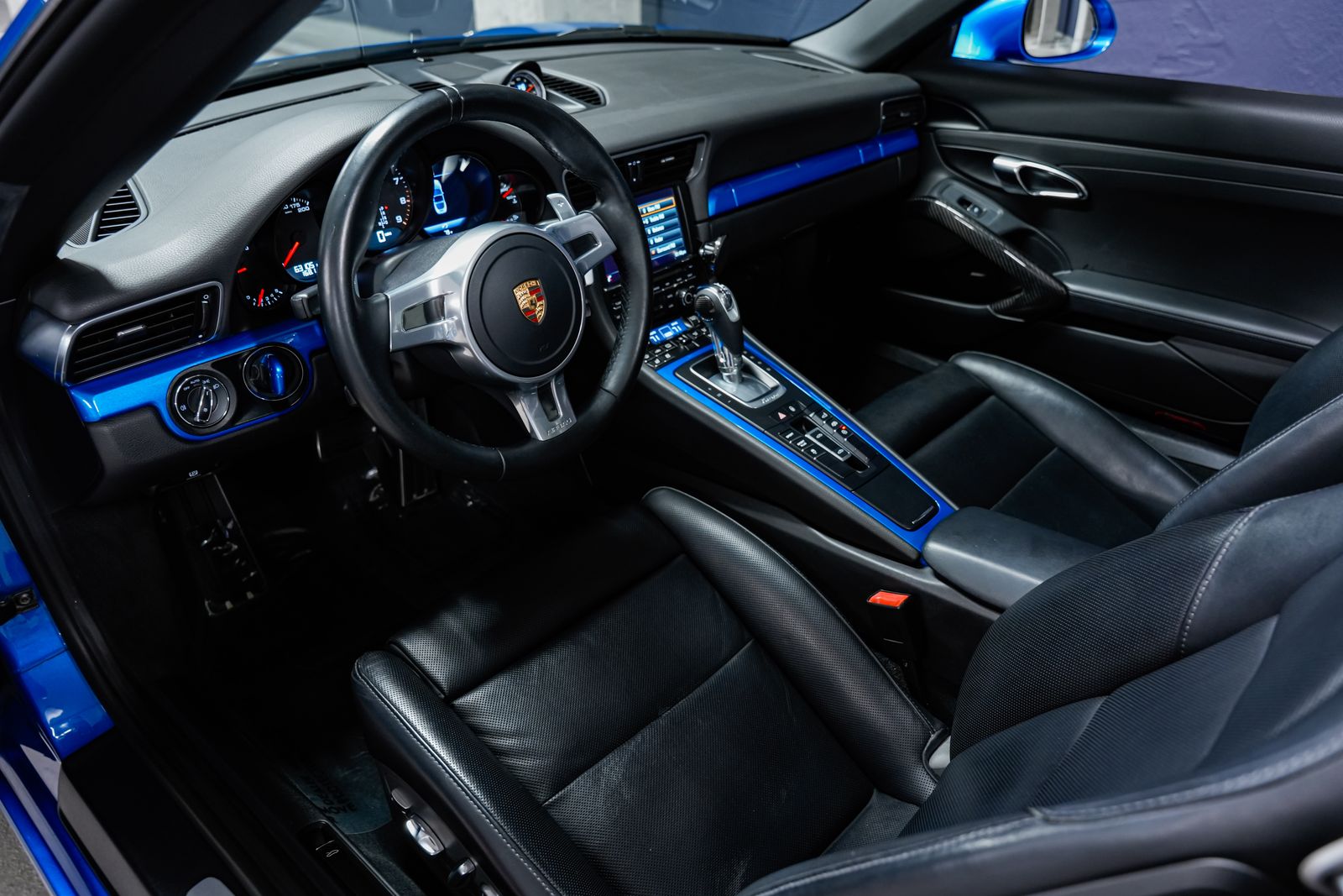 2015 Porsche 911 Targa 4 — photo 9