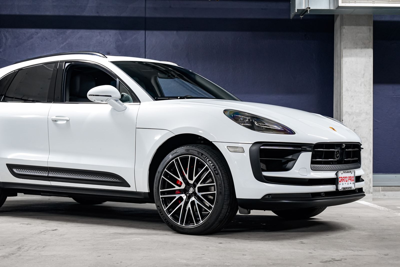 2024 Porsche Macan S — photo 49