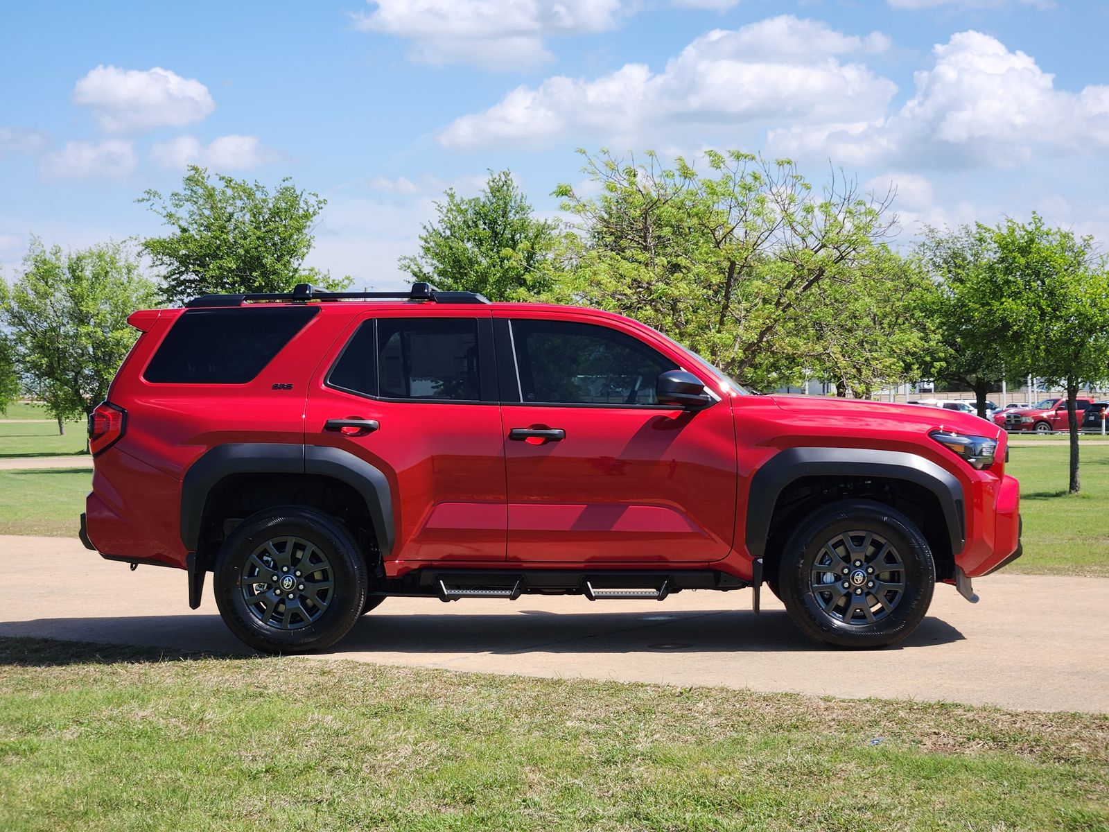 View vehicle photo 7