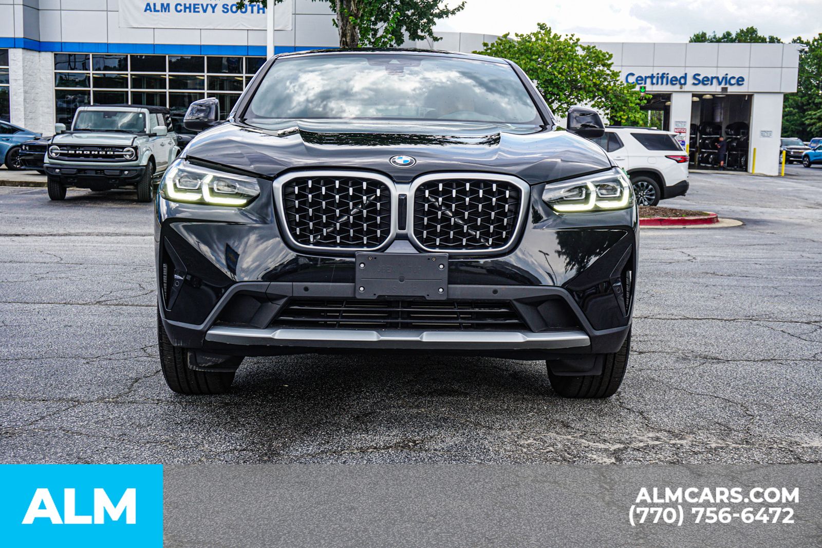 Used 2025 Black BMW xDrive30i image 12