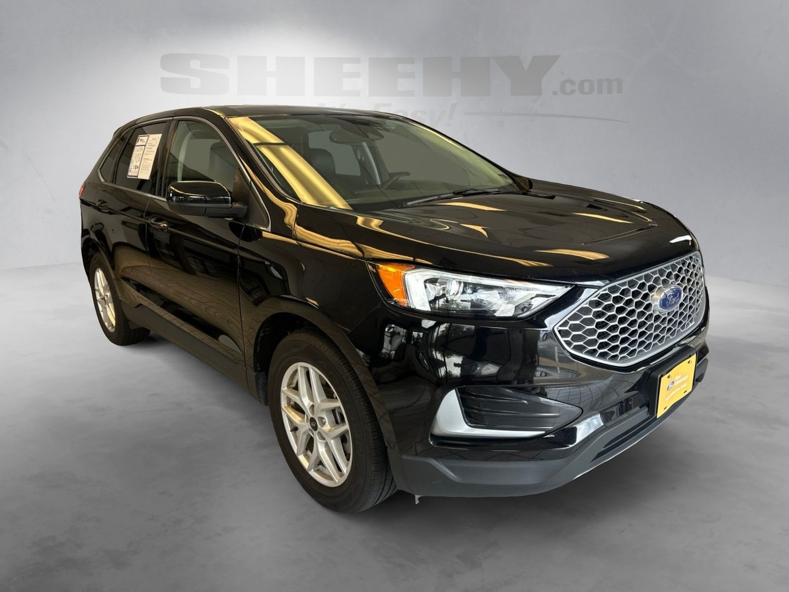 Certified Used 2024 Agate Black Metallic Ford SEL image 18