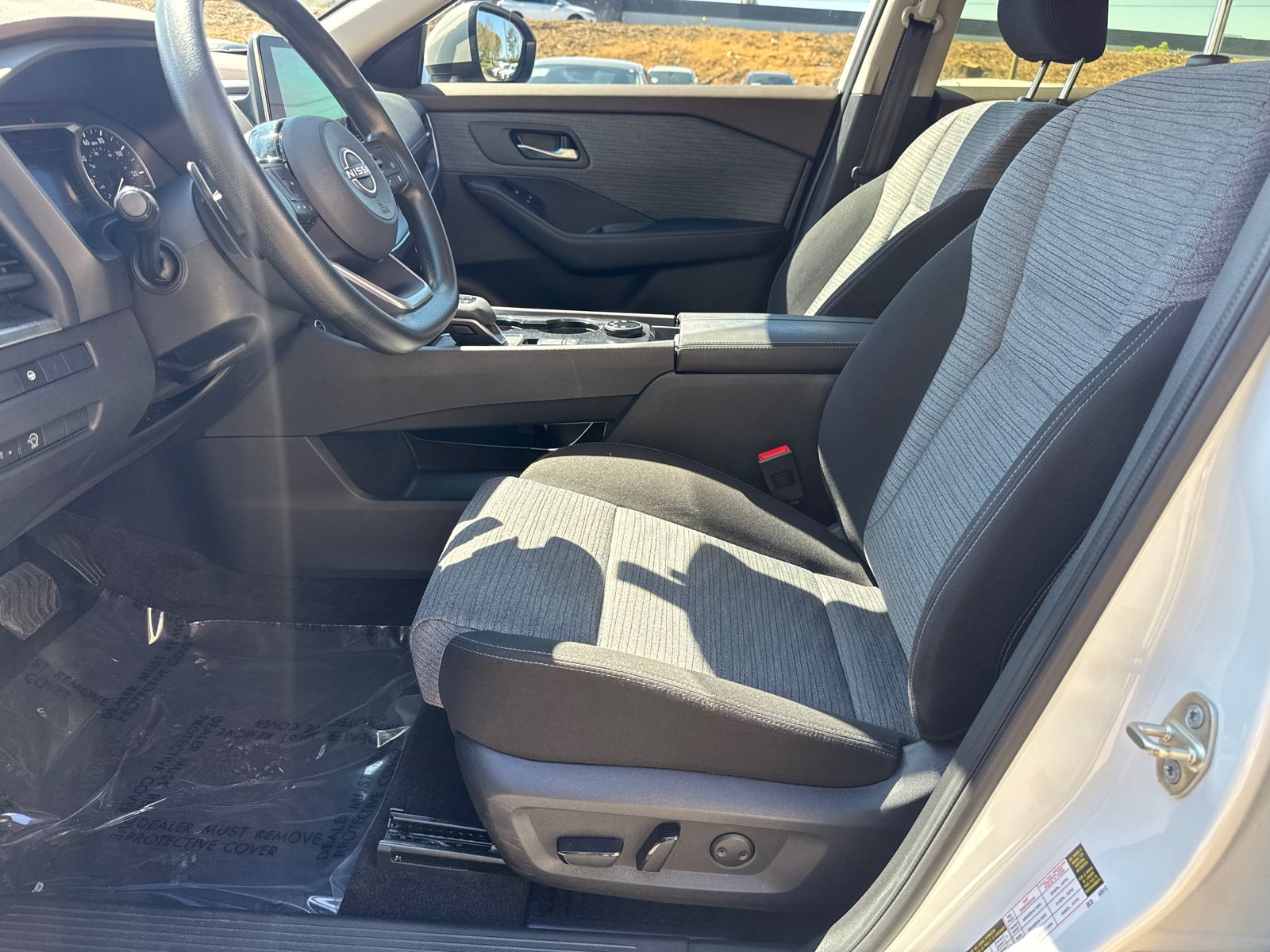 Used 2023 White Nissan SV image 9