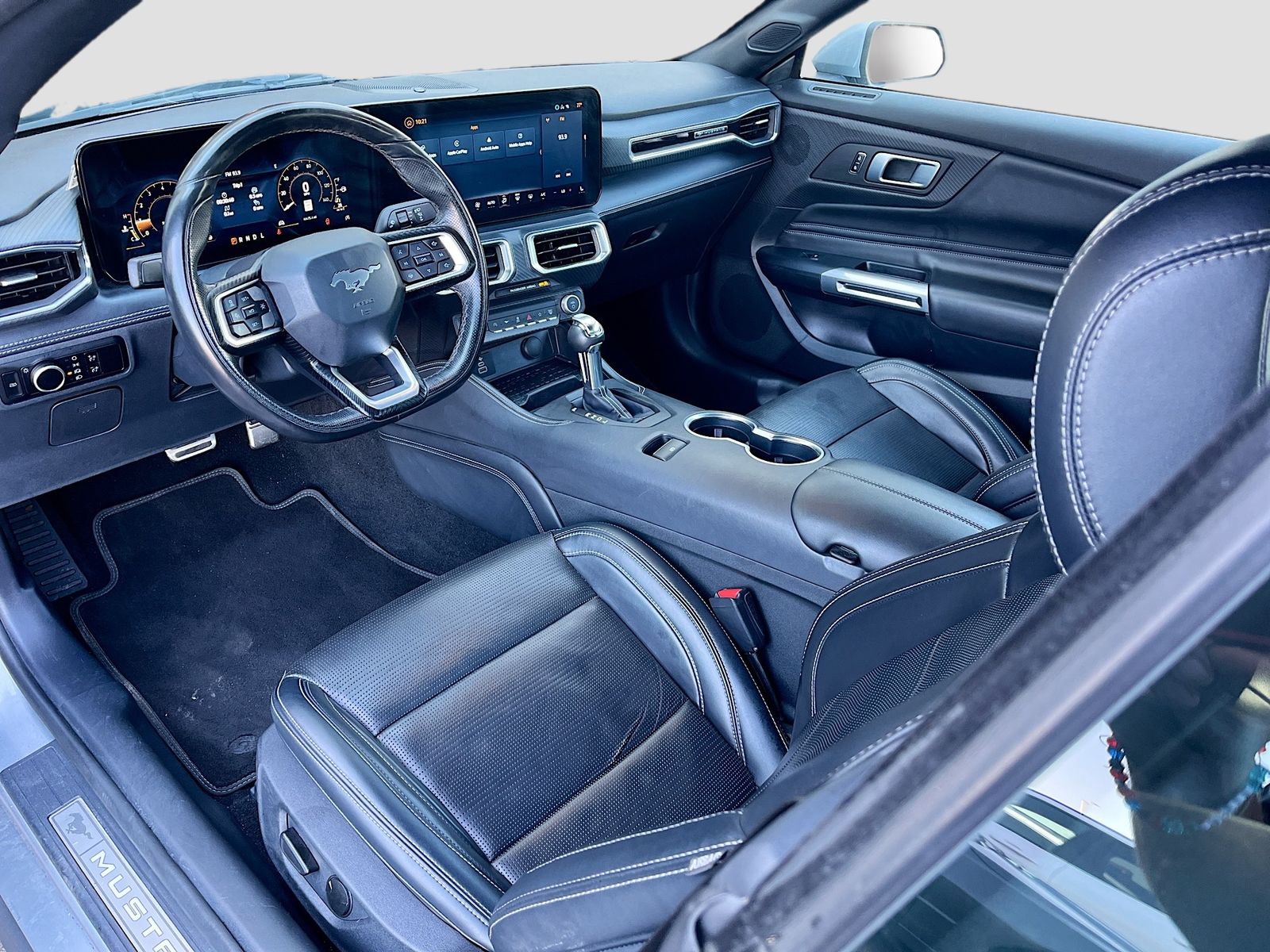 Used 2024 Silver Ford EcoBoost Premium image 22