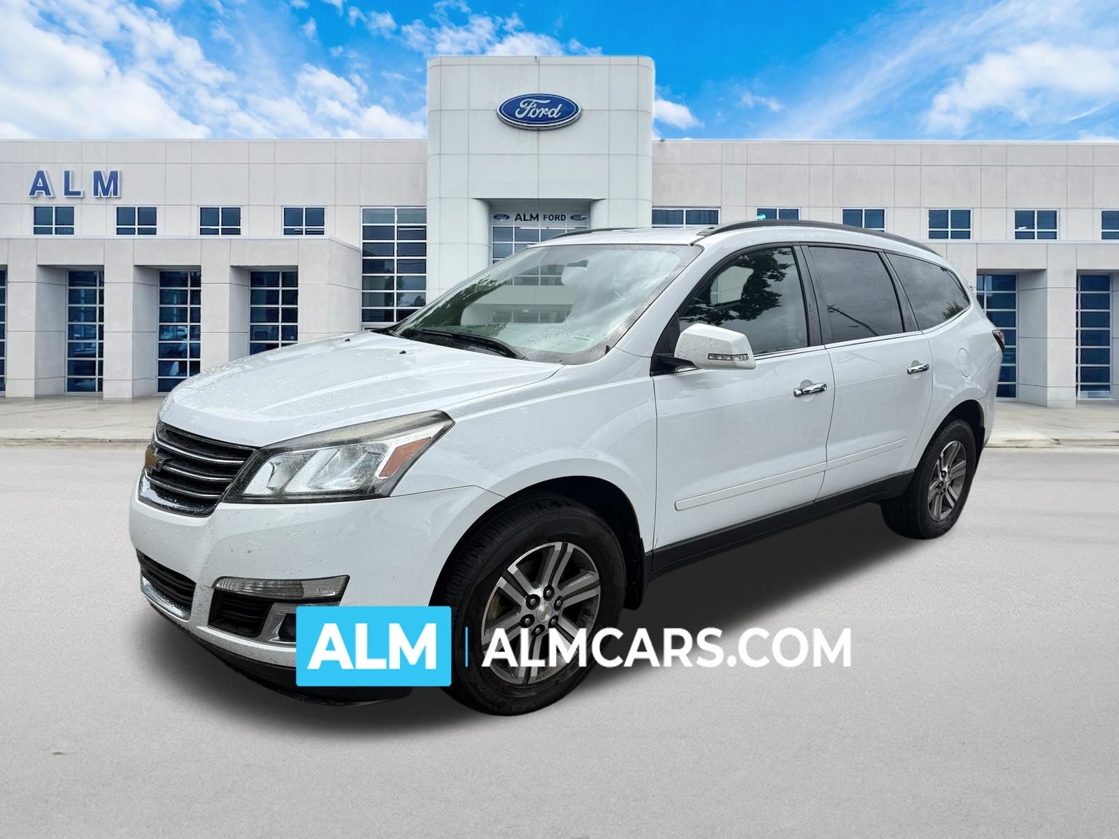 Summit White 2017 Chevrolet Traverse SUV / Crossover Front-Wheel Drive 6-Speed Automatic