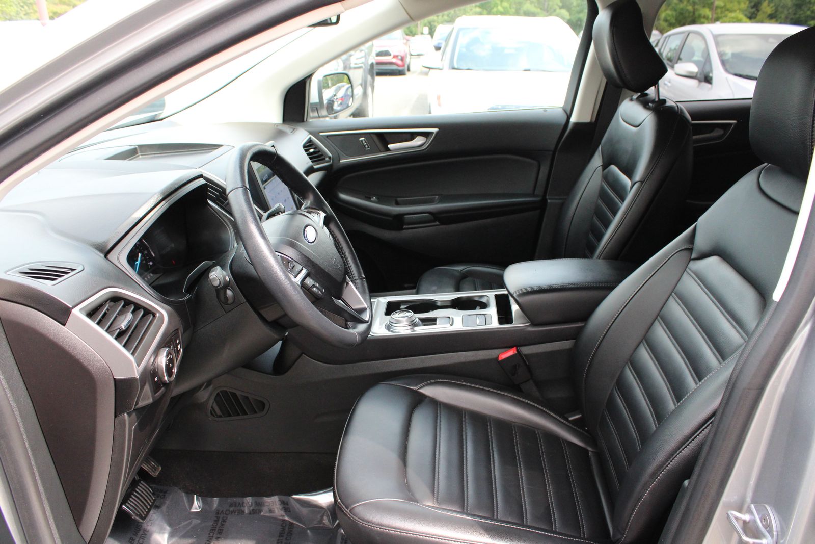 Used 2023 Silver Ford SEL image 10