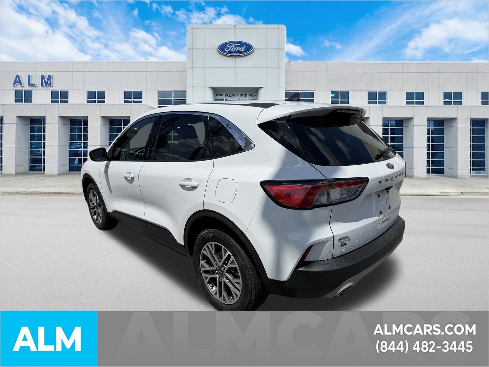 Used 2022 White Ford SEL image 9