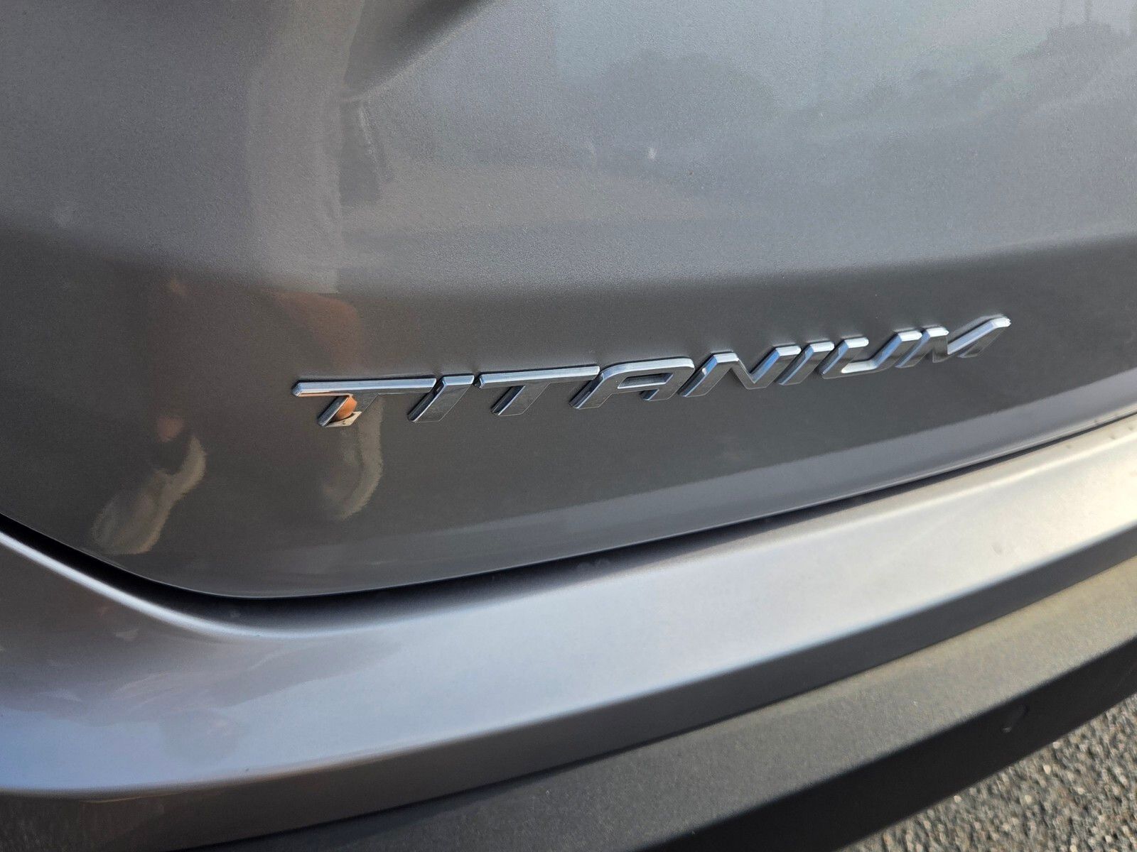 Used 2024 Silver Ford Titanium image 11