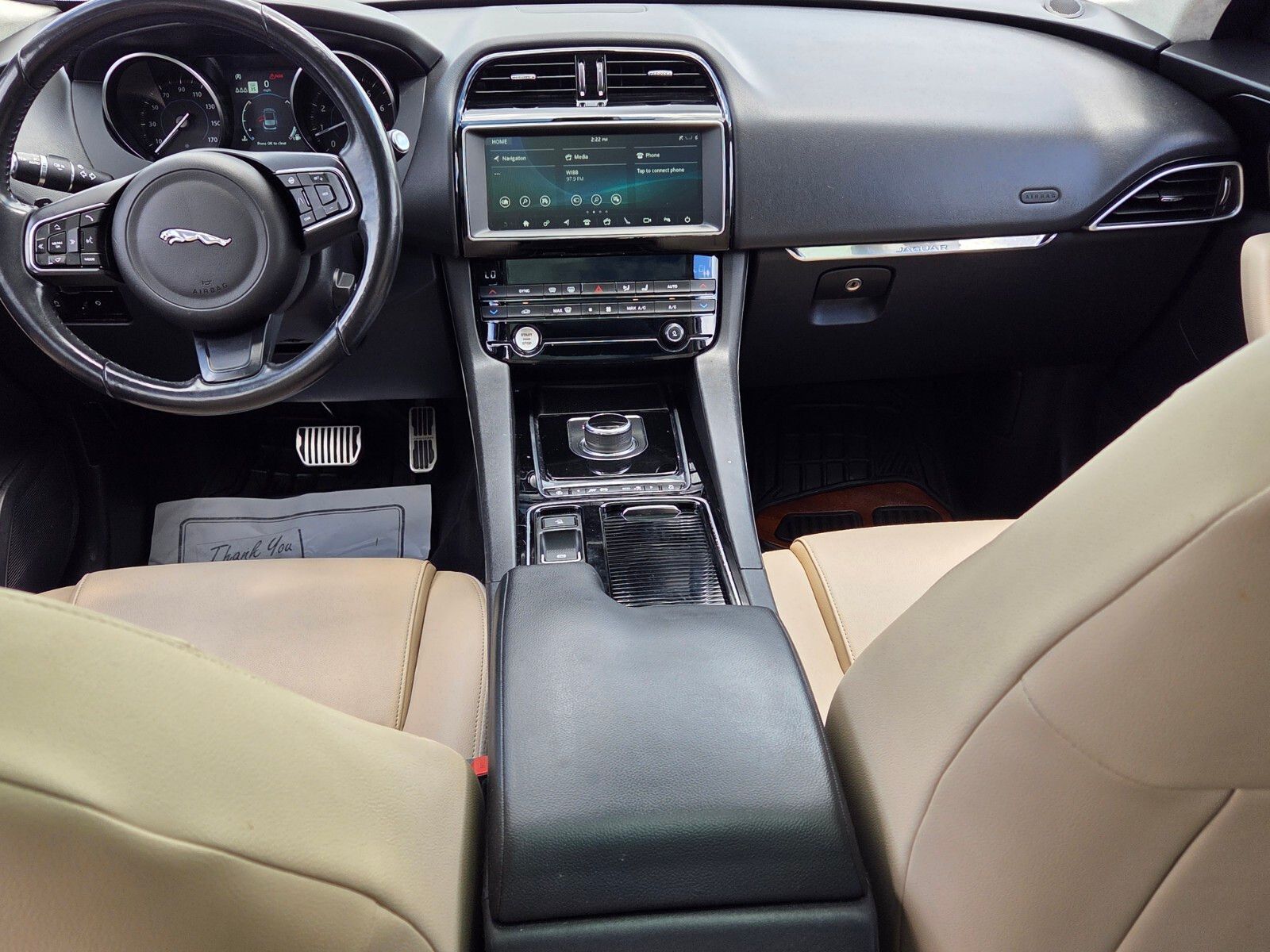 Used 2019  Jaguar 25t image 8