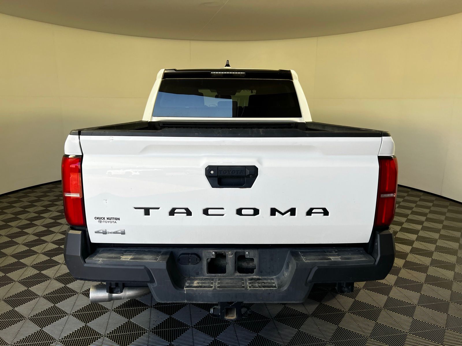 Thumbnail: 2024 Toyota Tacoma - 6