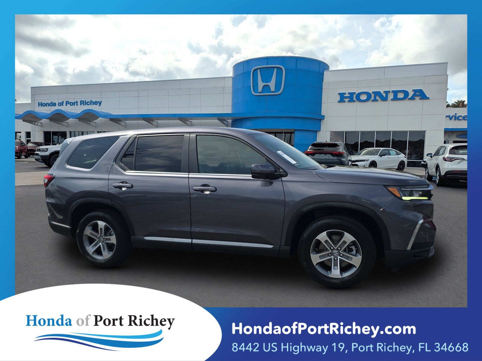 Gray (Modern Steel Metallic) 2024 Honda Pilot SUV / Crossover Front-Wheel Drive Automatic