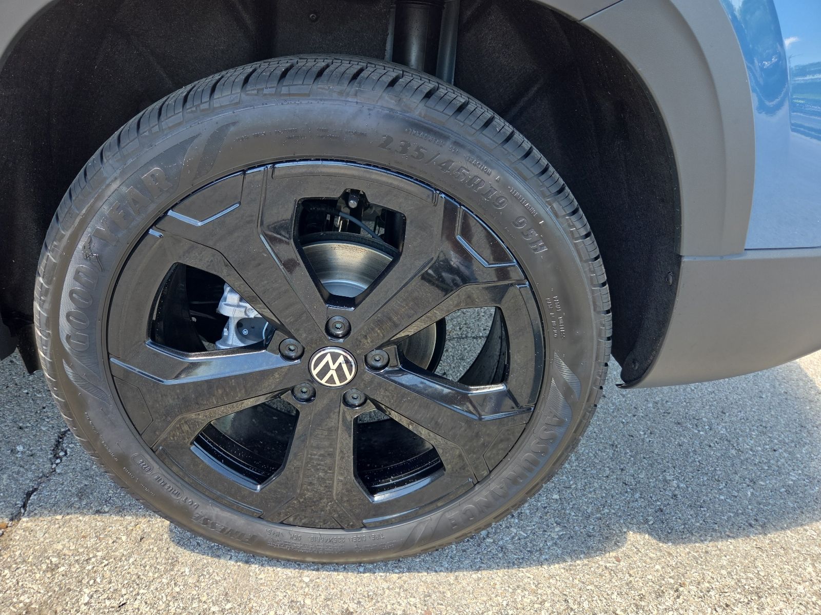 new 2026 Volkswagen Taos car, priced at $37,276