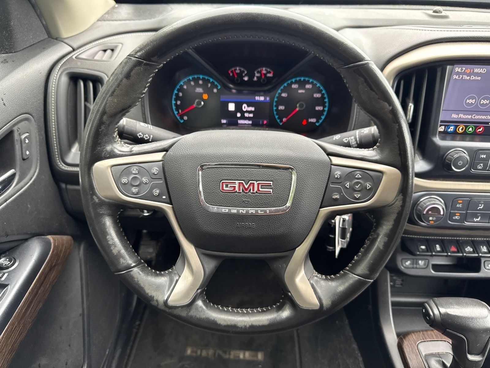 Used 2020 Onyx Black GMC Denali image 3