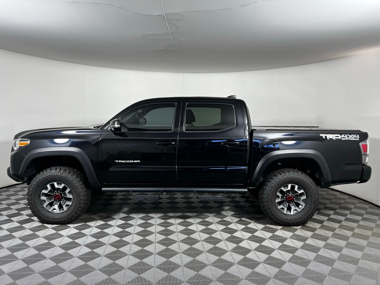 2022 Toyota Tacoma TRD Off-Road 8