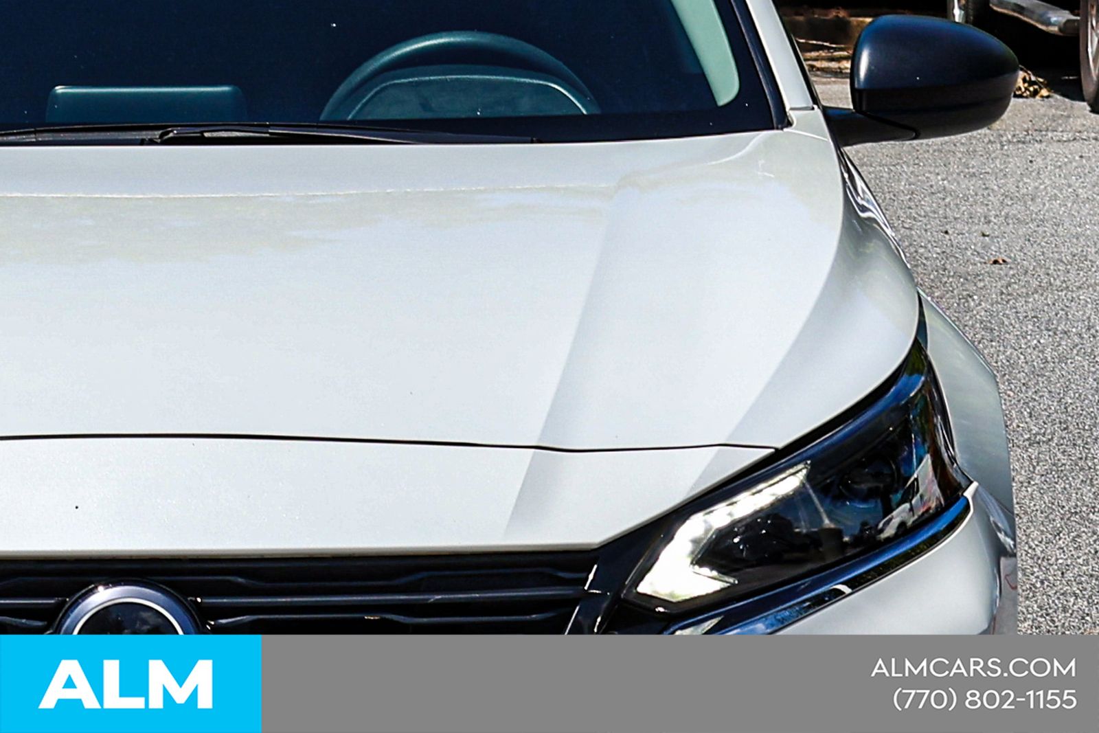 Used 2024 White Nissan 2.5 SV image 14