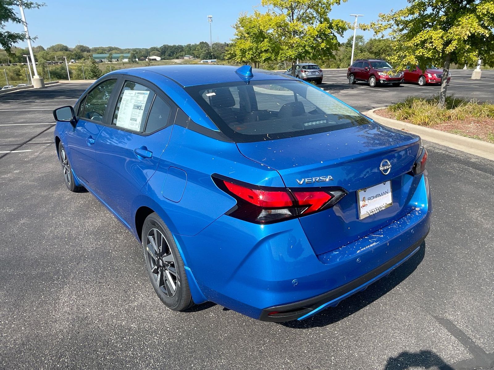 2024 Nissan Versa 1.6 SV 32