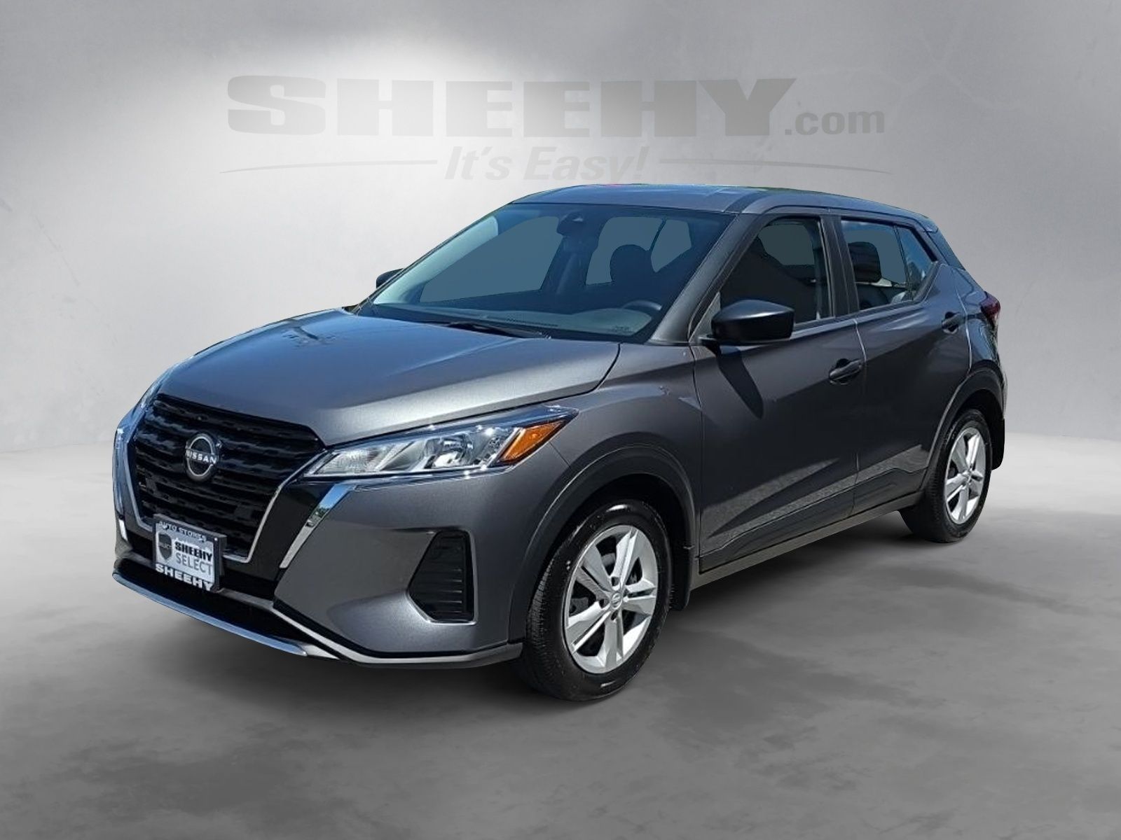 Used 2024 Gray Nissan S image 16