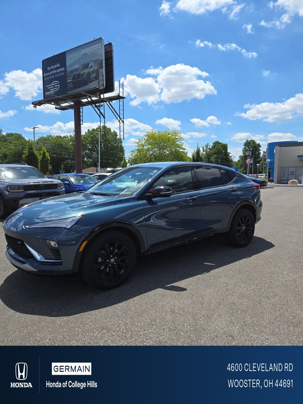 Used 2025 Blue Buick Sport Touring image 30