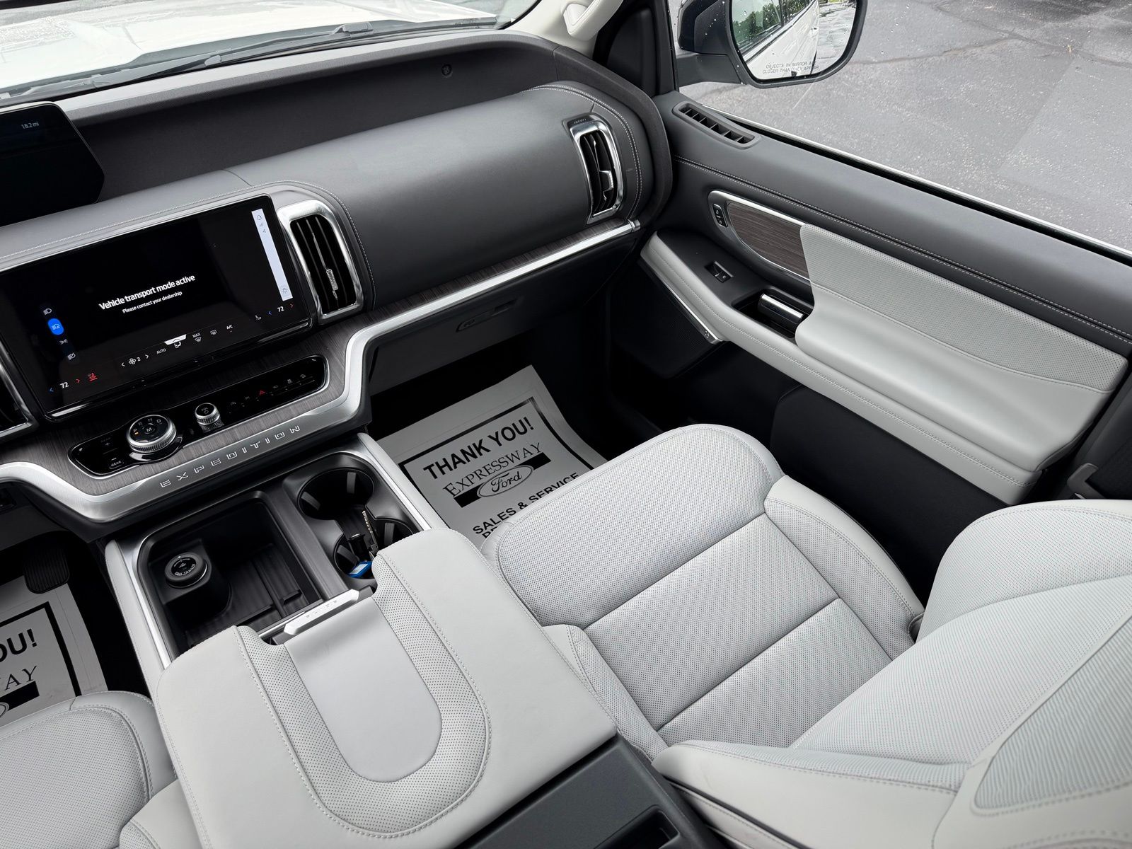 2026 Ford Expedition image 17