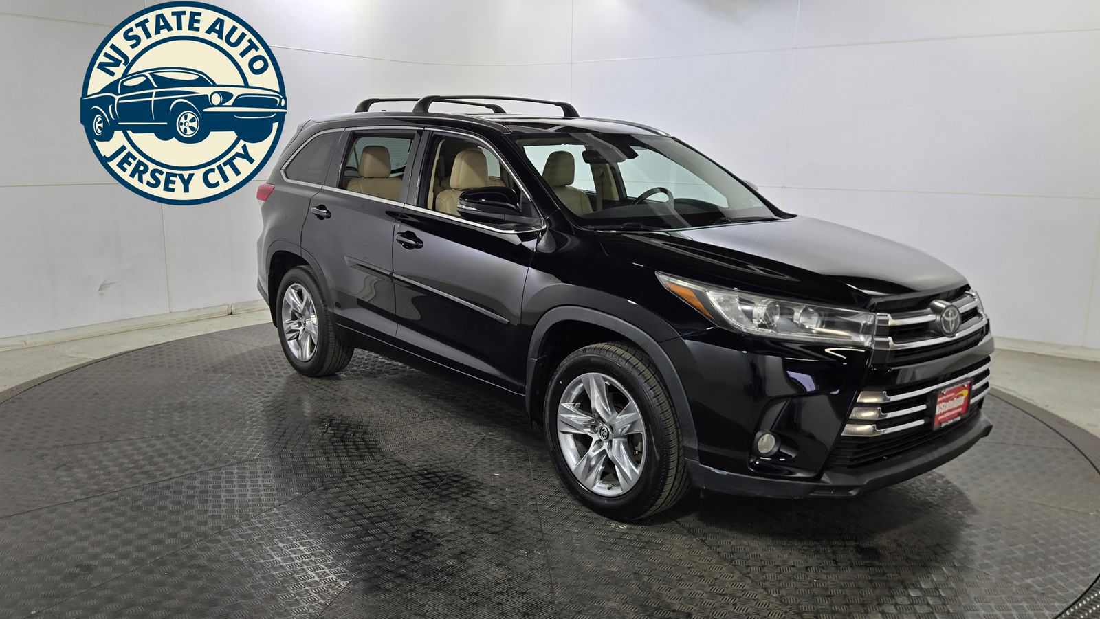 Midnight Black Metallic 2017 Toyota Highlander SUV / Crossover All-Wheel Drive 8-Speed Automatic