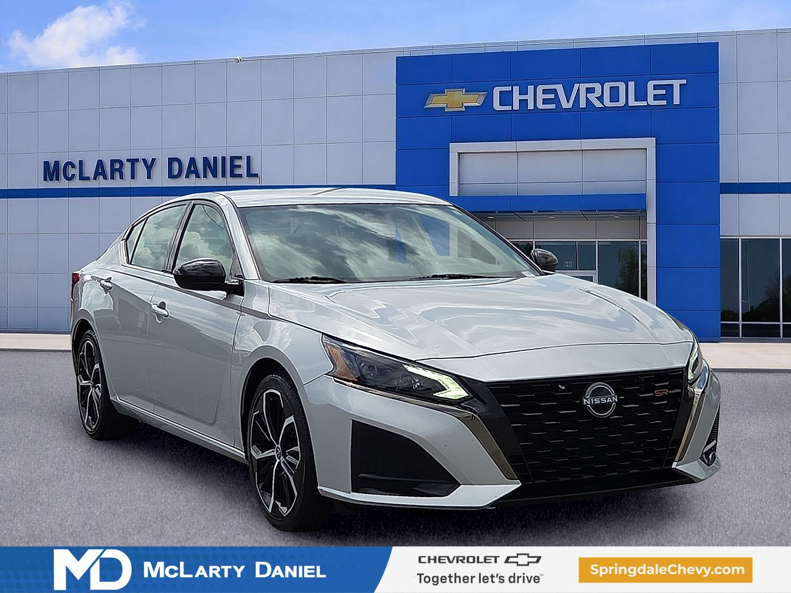  2024 Nissan Altima 2.5 SR FWD   