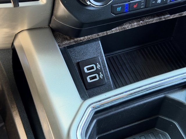 Certified Used 2017 White Gold Metallic Ford Lariat image 39