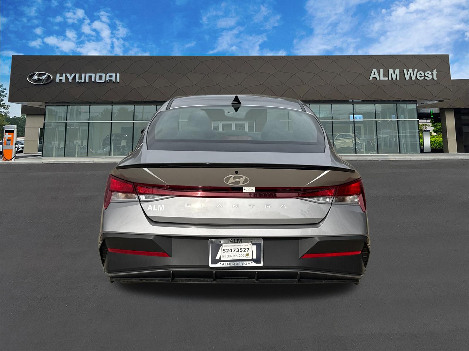 Certified Used 2025 Fluid Metal Hyundai SEL Sport image 6