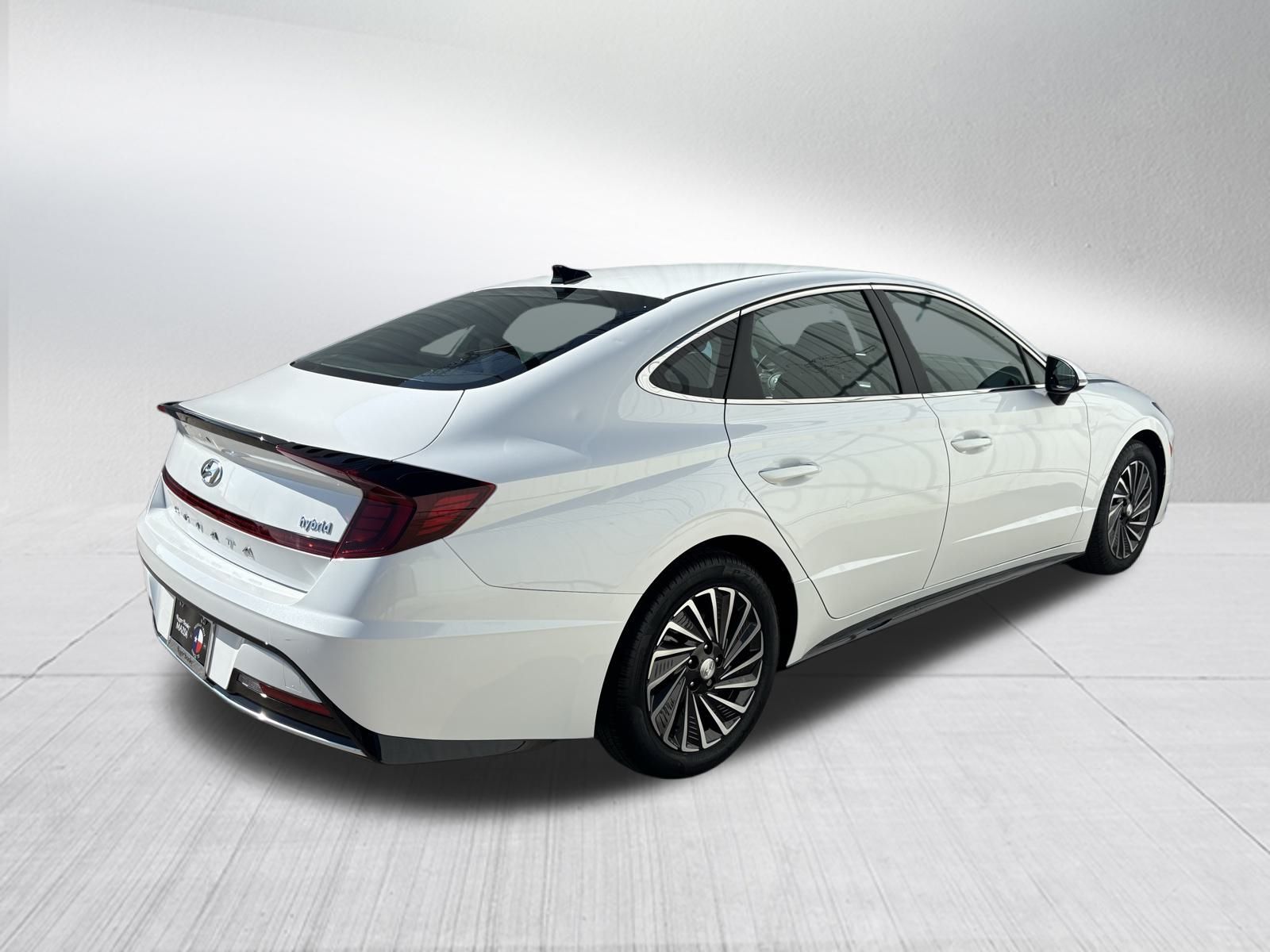 Used Car 2023 Hyundai Sonata Hybrid  Sel For Sale Under $25,000 In Austin, Texas