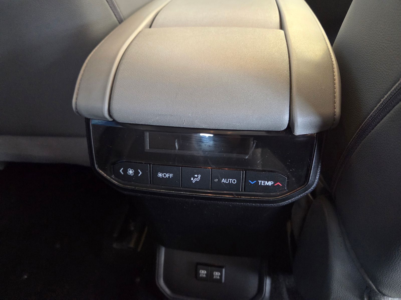 Used 2020 Red Toyota XLE image 28