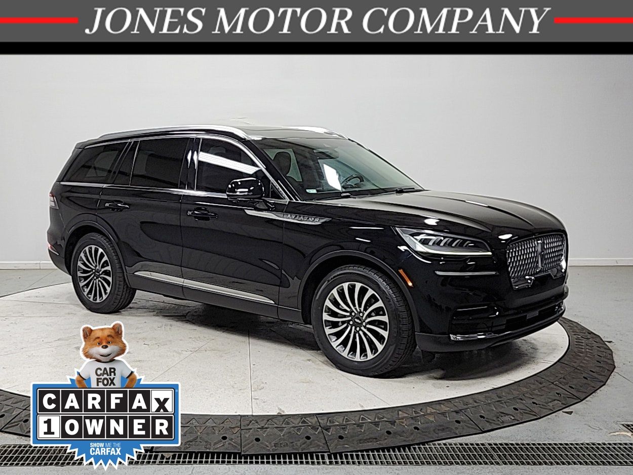 Infinite Black Metallic Clearcoat 2023 Lincoln Aviator Reserve RWD SUV / Crossover Rear-Wheel Drive Automatic