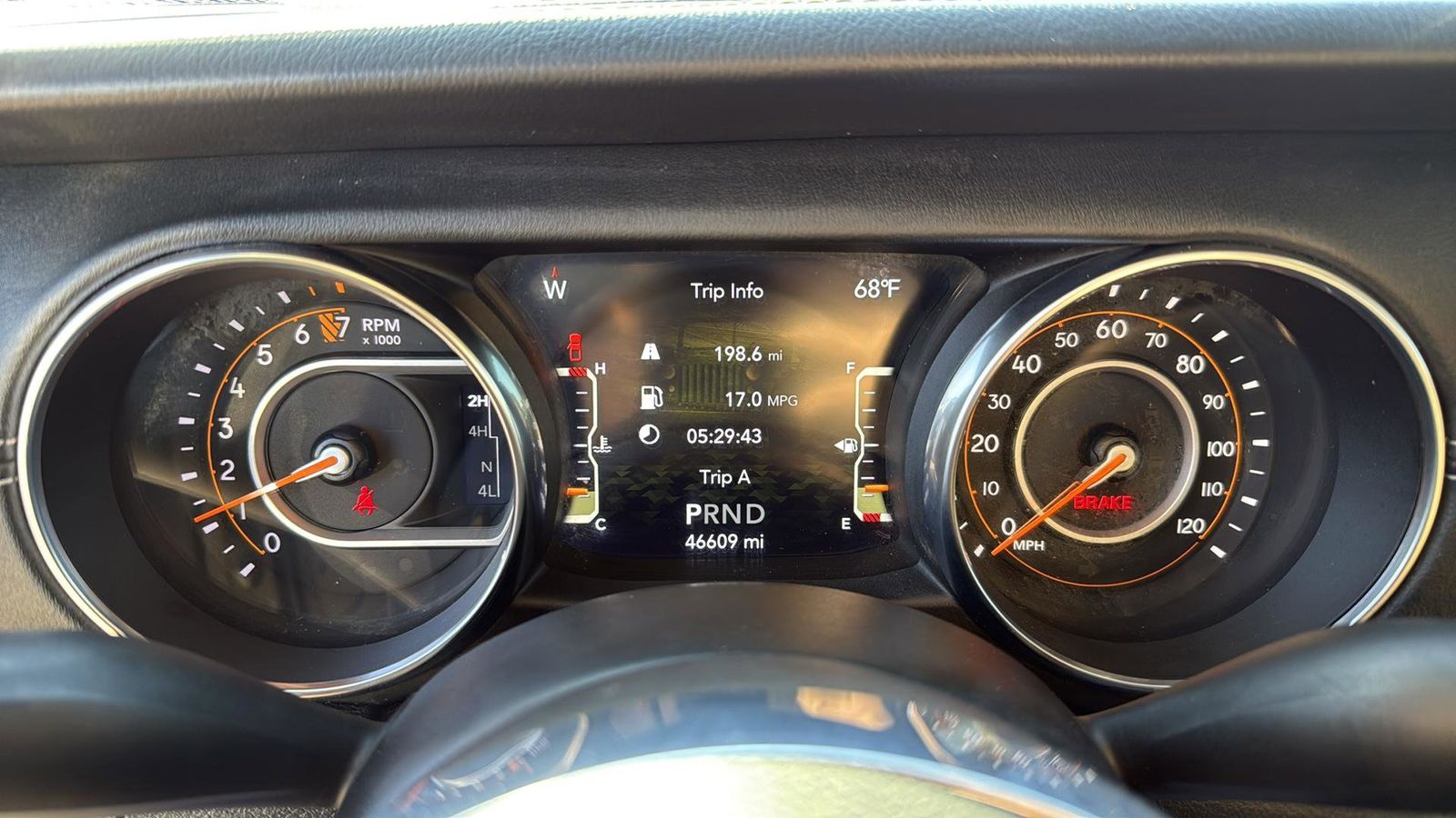 Used Car 2020 Jeep Gladiator  Overland For Sale Under $30,000 In Austin, Texas