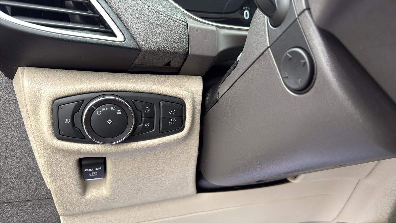 Used Car 2020 Lincoln Nautilus  Reserve For Sale Under $30,000 In Austin, Texas