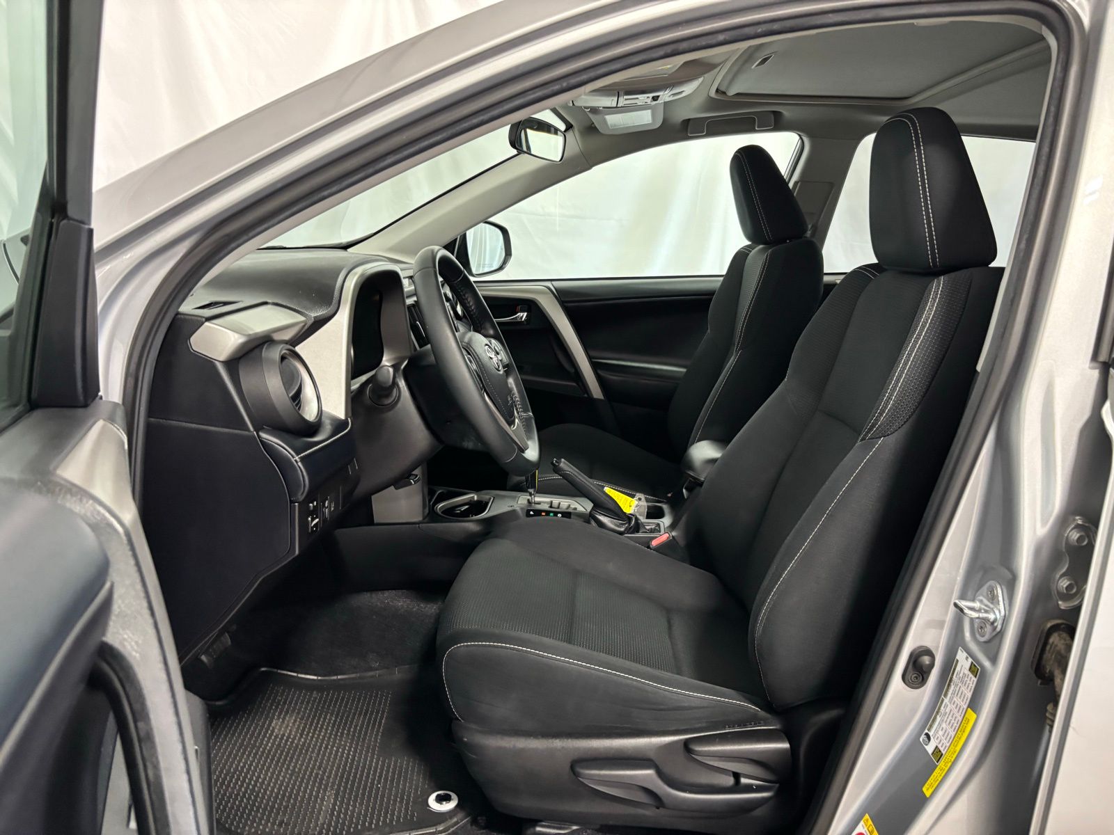 Used Car 2018 Toyota Rav4  For Sale Under $20,000 In Austin, Texas