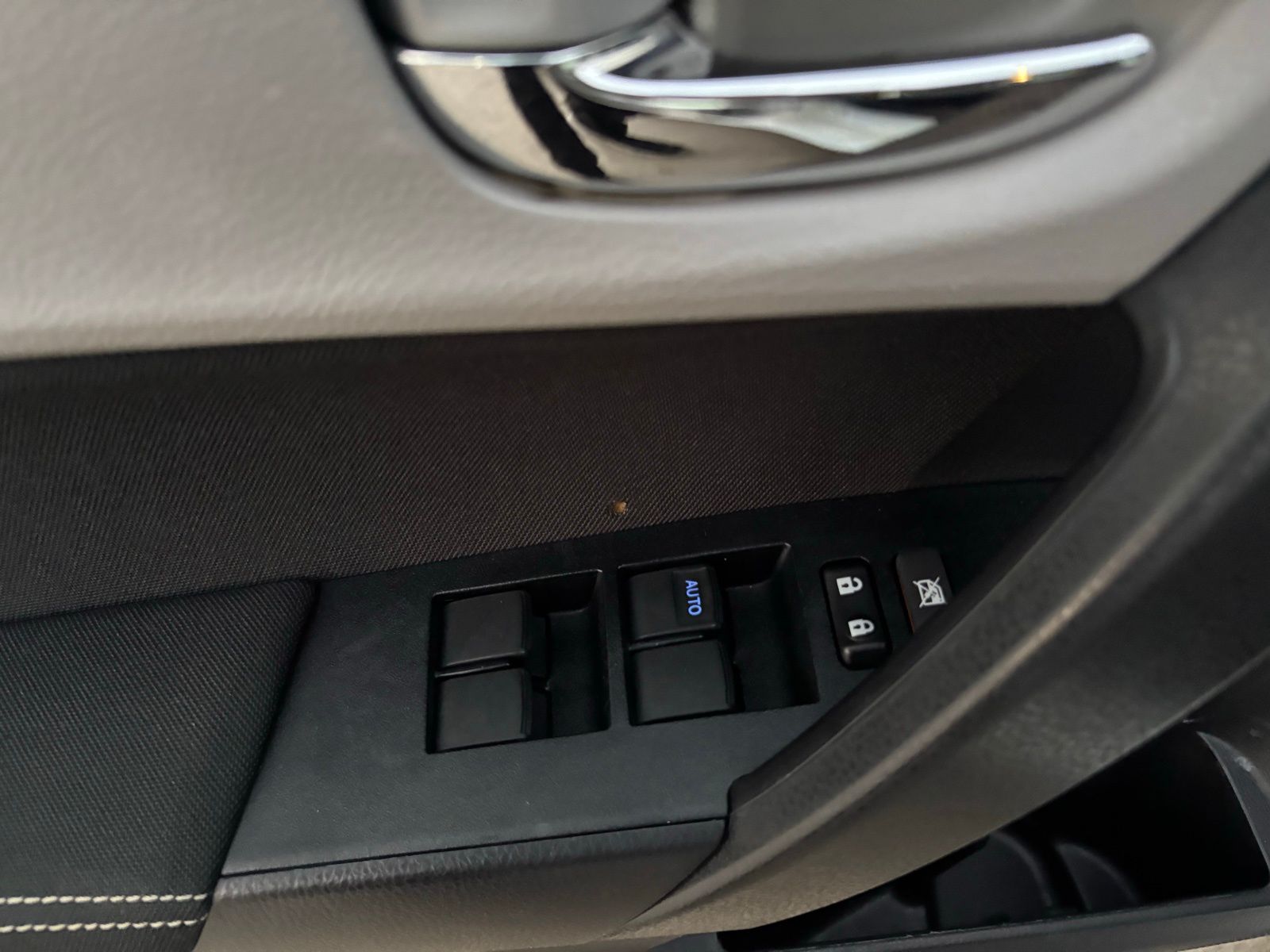 Used Car 2017 Toyota Corolla  L For Sale Under $20,000 In Austin, Texas