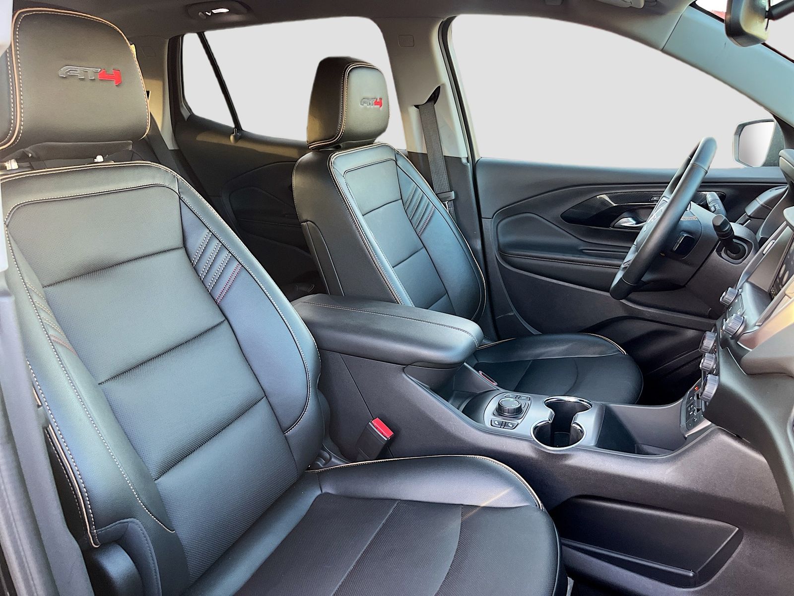 2024 GMC Terrain AT4 - Photo 28