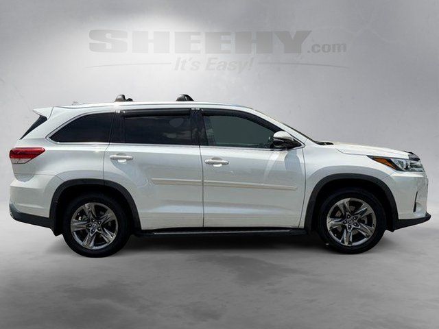 Used 2019 Blizzard Pearl Toyota Limited Platinum image 10