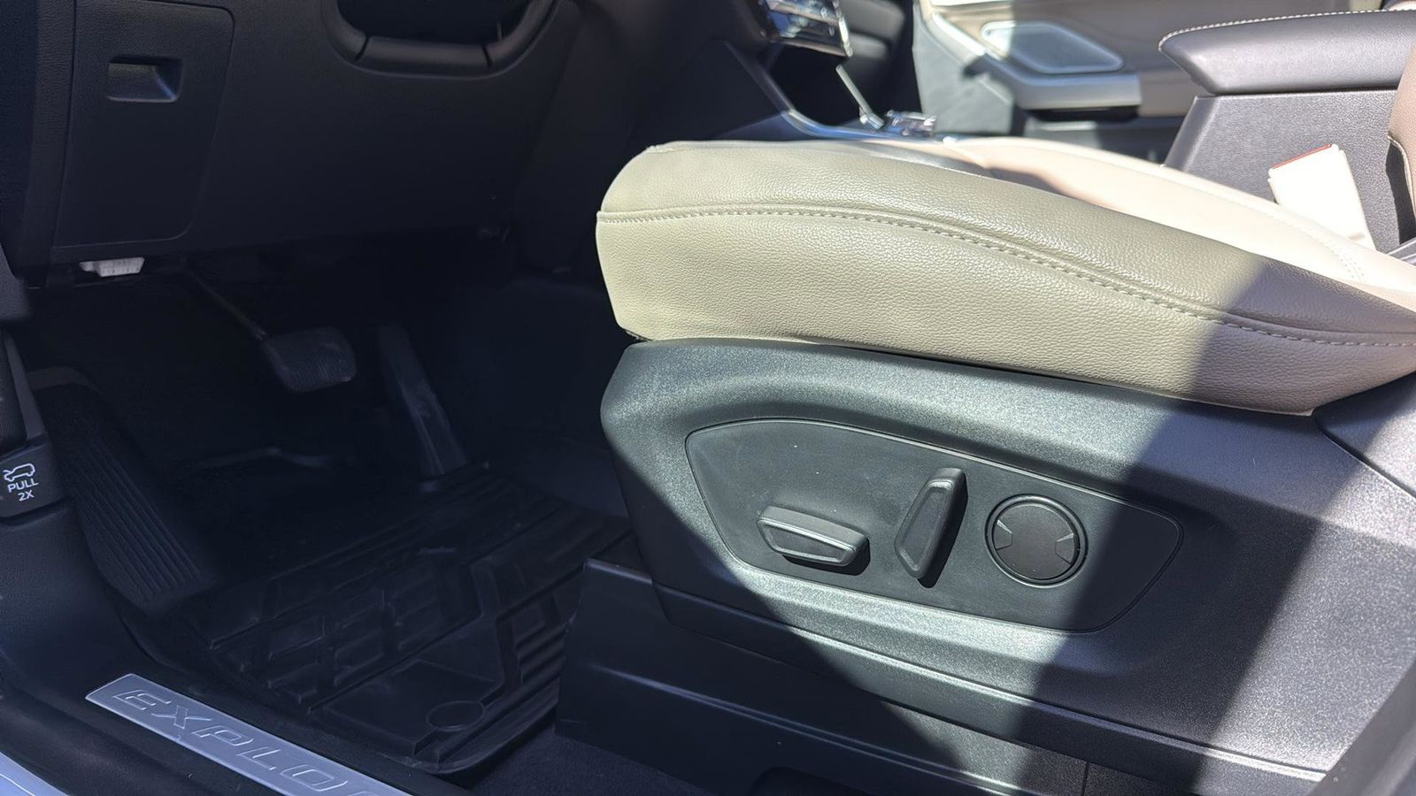 Used Car 2022 Ford Explorer  Limited For Sale Under $35,000 In Austin, Texas