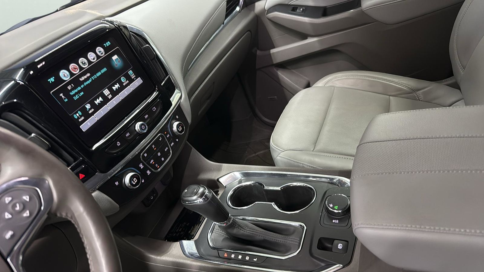 Used Car 2018 Chevrolet Traverse  Premier For Sale Under $25,000 In Austin, Texas